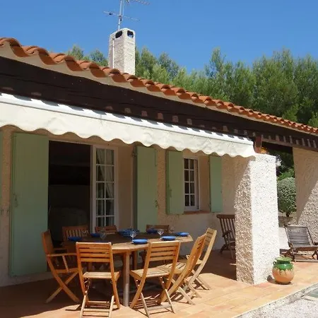 Holiday home Sleeps 8 Pool Wifi La Madrague