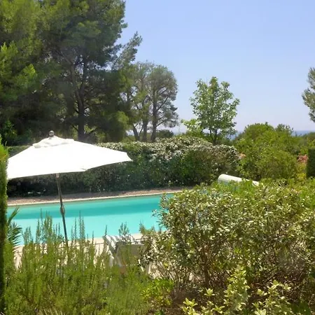 Prázdninový dům Sleeps 8 Pool Wifi La Madrague